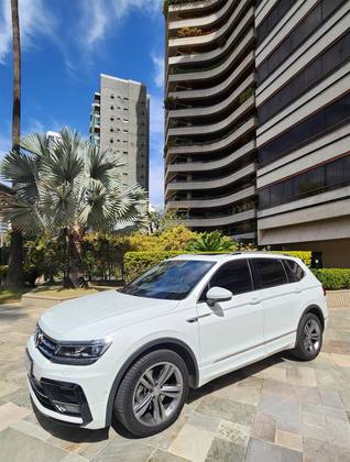 VOLKSWAGEN TIGUAN 2.0 350 TSI GASOLINA ALLSPACE R-LINE 4MOTION DSG